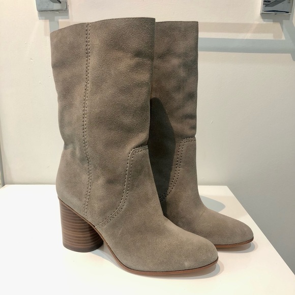 Coach: Women’s Suede Heeled Calf Boot Size: 7 - Picture 5 of 9